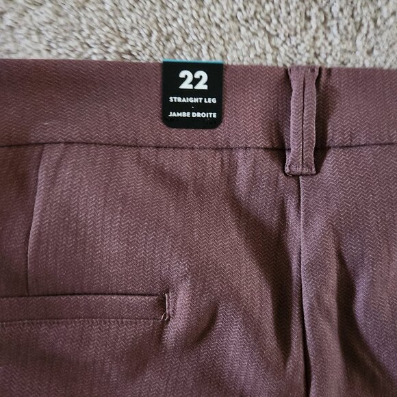 Reitmans Brown Straight Leg Pants - Picture 4 of 6